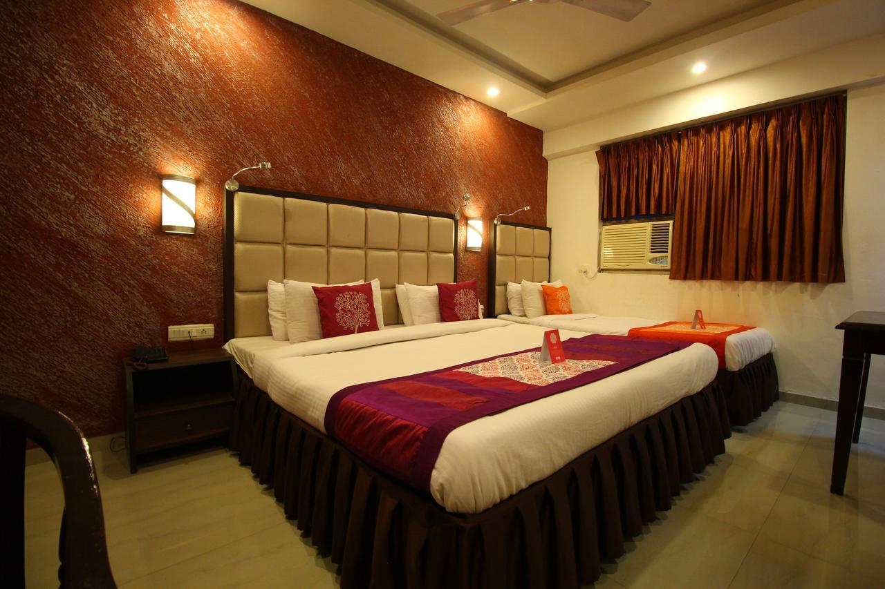 Oyo 8786 Hotel Maan Residency Ahmedabad Eksteriør billede